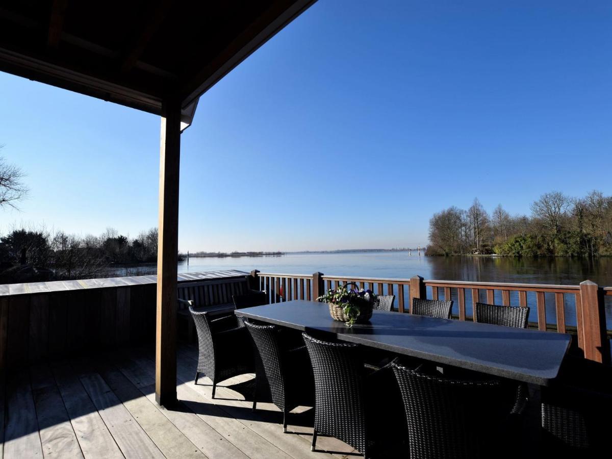 Luxurious Villa With Private Garden In Kaag Exteriér fotografie